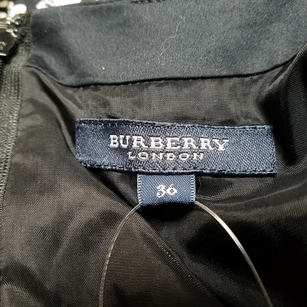  Burberry London Burberry LONDON size 36 M - black × white × multi lady's V neck / no sleeve / knee height / floral print / lame One-piece 