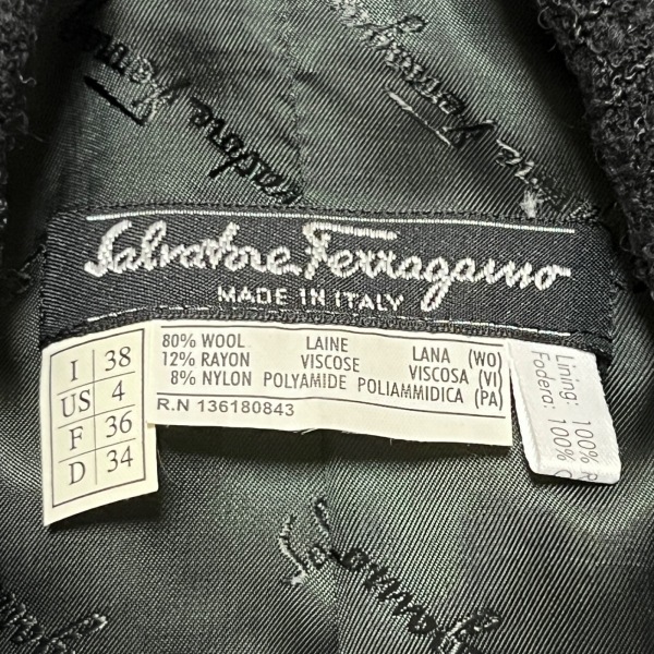 サルバトーレフェラガモ SalvatoreFerragamo スカートスーツ サイズ38 S - 黒 レディース ツイード レディーススーツ_画像3