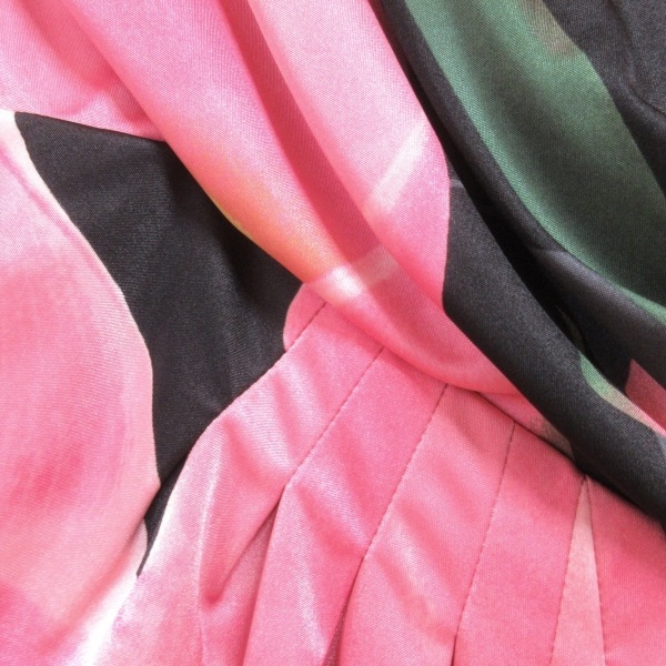 ノーベスパジオ NOVESPAZIO サイズ38 M - ピンク×黒×グリーン レディース 長袖/ひざ丈 ワンピースの画像6