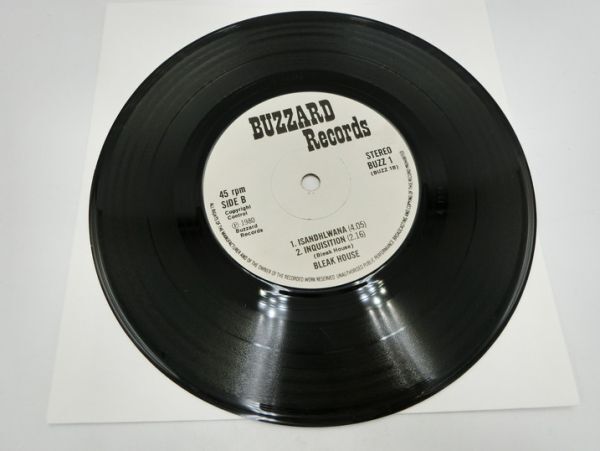 T【テ4-03】【60サイズ】▲レコード BLEAK HOUSE/RAINBOW WARRIOR/Isandhlwana/BUZZARD Records/7インチシングル/経年品_画像7