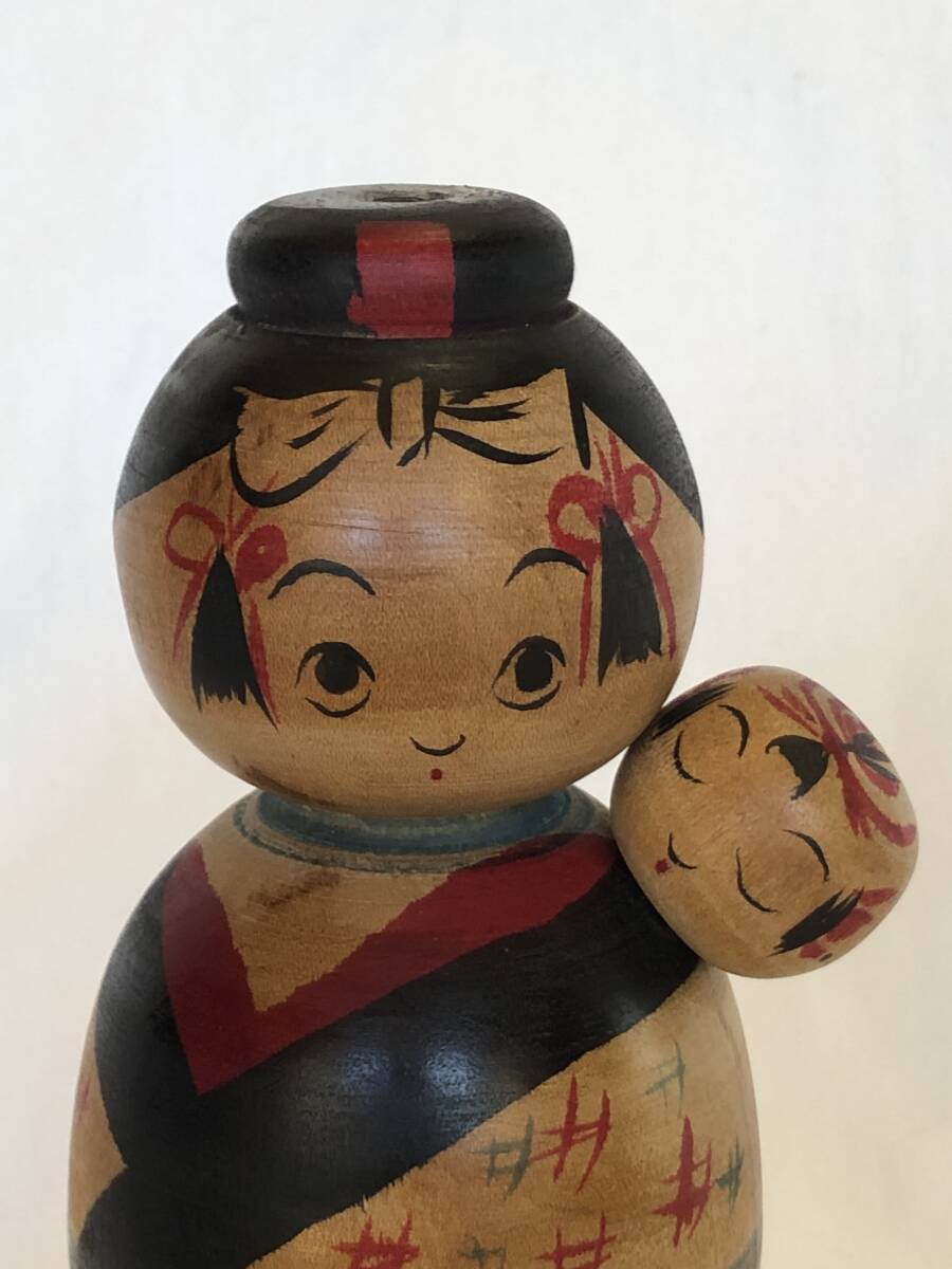 伝統こけし　独立系（温海）　阿部常吉　作品（18.2ｃｍ）_画像2