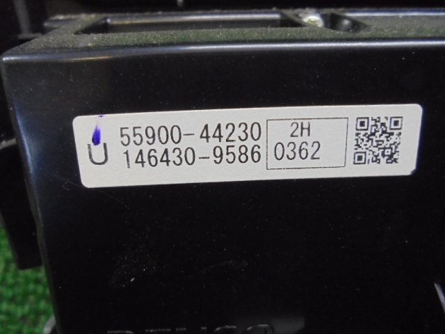 9FC2115 GE4)) トヨタ イプサム ACM21W 後期型 240i 純正 エアコンスイッチパネル　　55900-44230_画像2