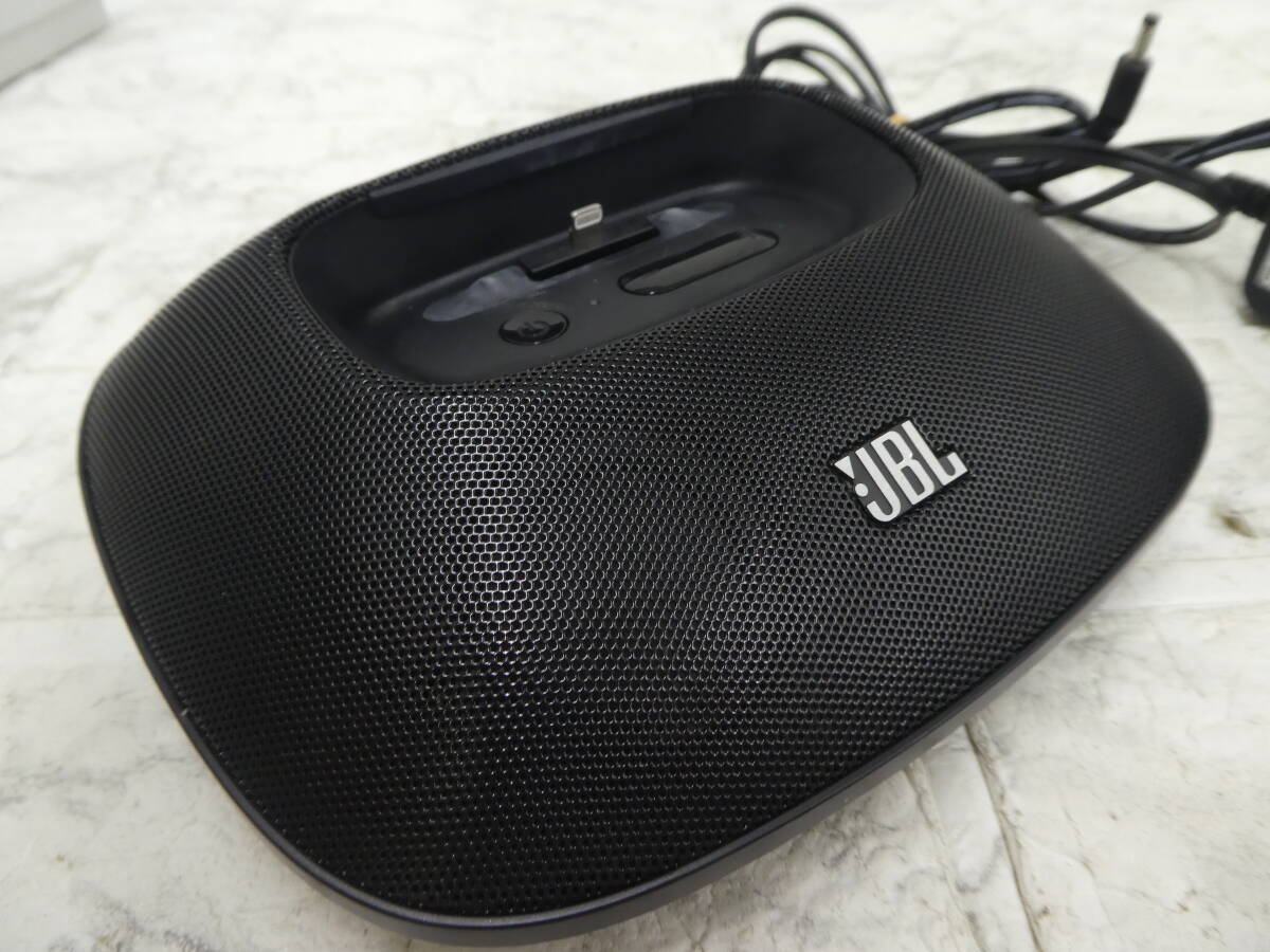 ☆ JBL ONBEAT MICRO ポータブルスピーカー スピーカー ポータブル iPhone 中古 動作品 1円スタート ☆の画像4