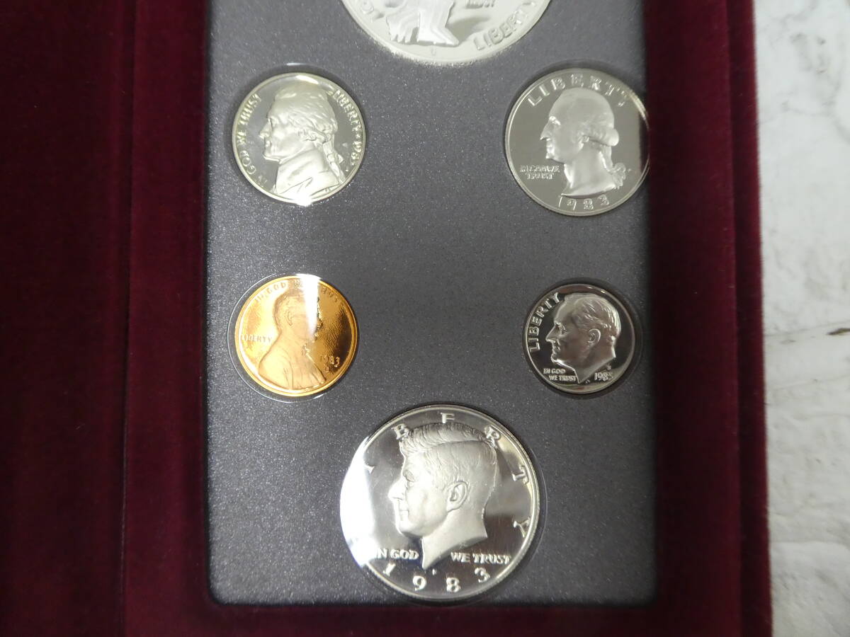 ☆ ロサンゼルス オリンピック リバティコイン 1983年 記念硬貨 セット ケース付き 1円スタート ☆の画像4