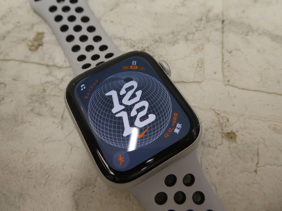 ☆ Apple Watch NU6K2J/A Series4 ナイキ GPS+Cellular Nike+ 44mm シリーズ4 稼働品 中古品 1円スタート ☆_画像1