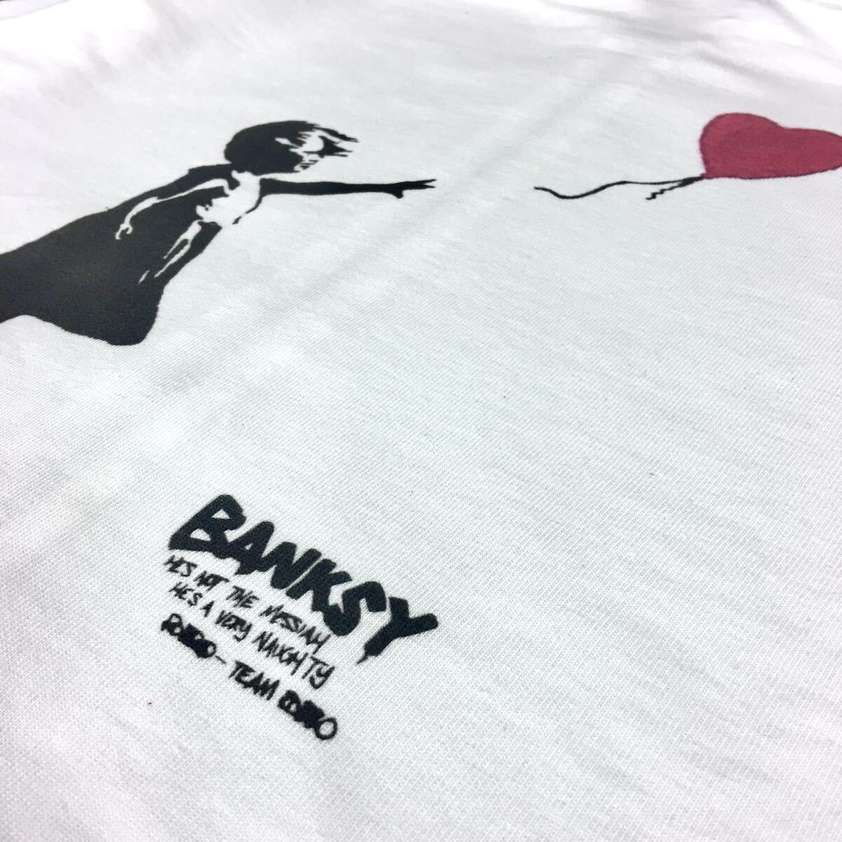 新品 BANKSY バンクシー 風船と少女 愛はごみ箱の中に シュレッダー アート バックプリント ジップアップ パーカー オーバーサイズ XL(LL)