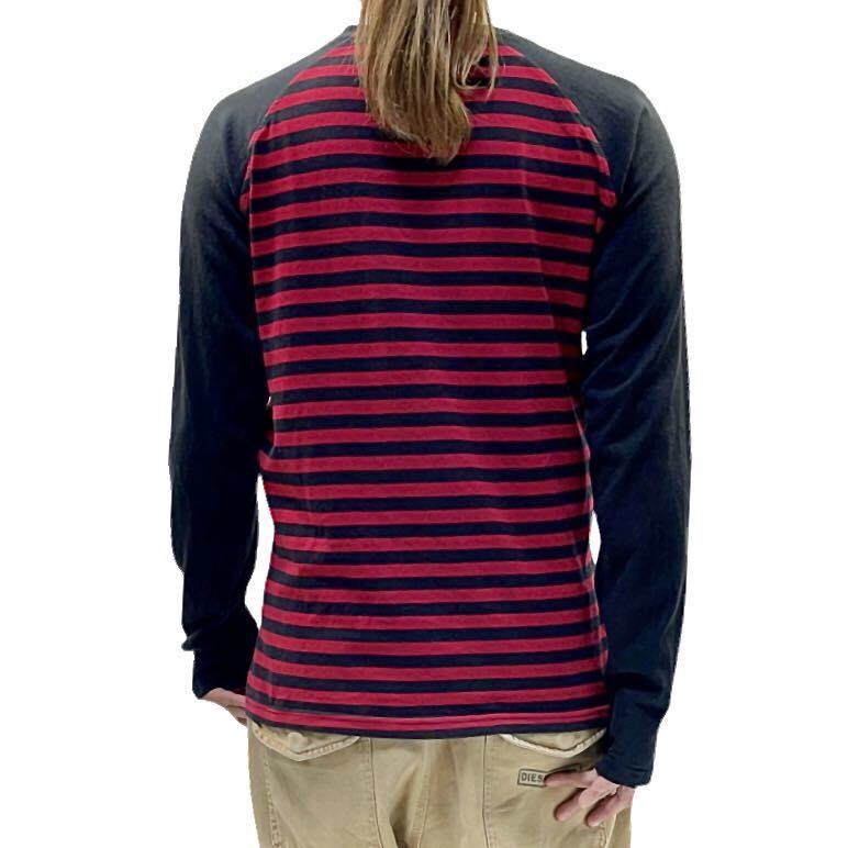中古 STUSSY ステューシー 赤黒 レッド ブラック ボーダー 中古 STUSSY ステューシー 赤黒 レッド ブラック ボーダー