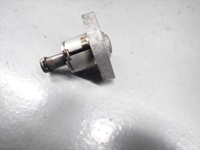 εFV08-240 ホンダ ジャイロX GYRO TD02 4st FI 平成23年式 エンジン カムチェーンテンショナー 破損無し！_画像2