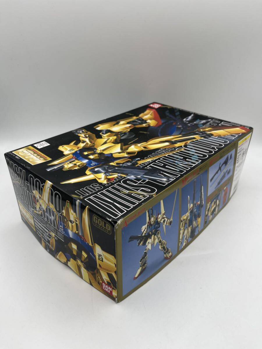 機動戦士Zガンダム 百式 マスターグレードモデル 未完 BANDAI プラモデル 1/100 MG MSN-00100 ゴールド クワトロバジーナ シャア_画像2