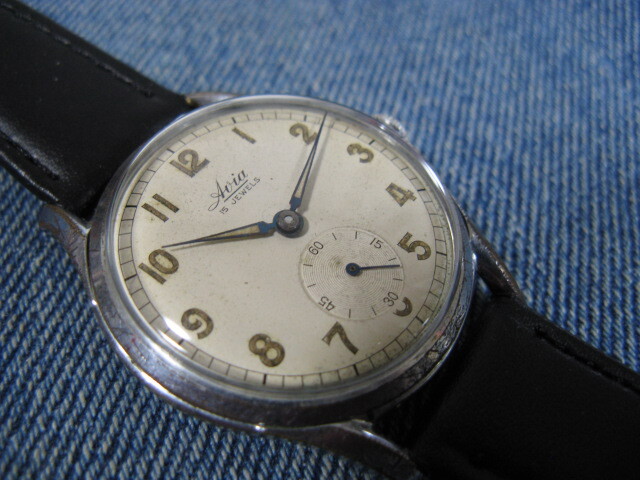 1950年代 AVIA ミリタリー スイス製アンティーク手巻腕時計 稼働品 注油済みの画像3