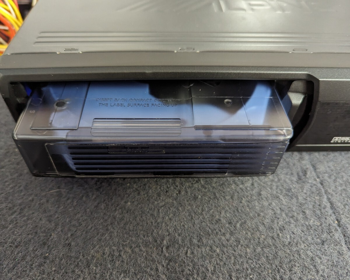  Alpine 6 disk change DVD changer DHA-S690 digital broadcasting video recording did disk is possible to reproduce CD DVD DVD-R DVD-VR original multi other Manufacturers also light output have 