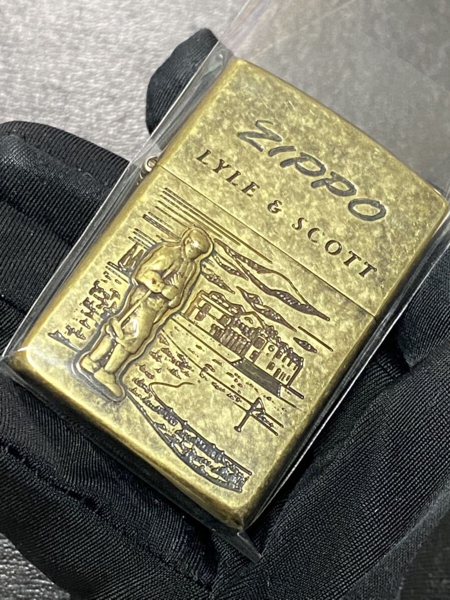 zippo LYLE&SCOTT 筆記体 ゴールド 立体メタル 特殊加工 希少モデル ヴィンテージ 1991年製 シルバーインナー 1993年製 ケース 保証書付