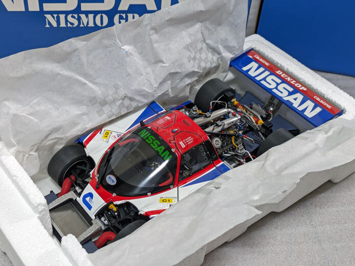 ♪ 《Rare・レア》 EXOTO エグゾト 1/18 ニッサン 1989 Nissan Calsonic R89C #23 長谷見昌弘・星野一義・鈴木利男 （RLG88102）_画像2