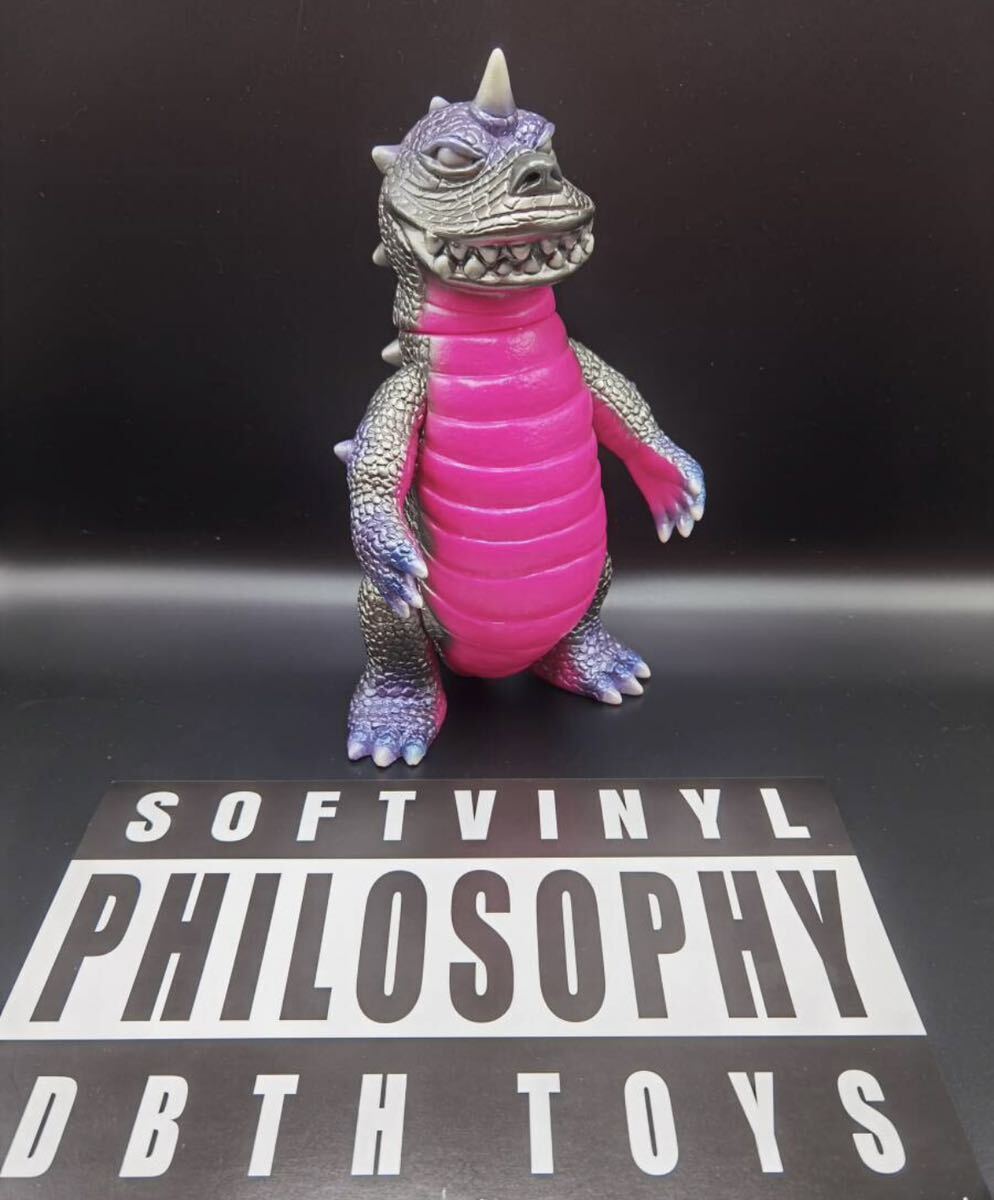 D.B.T.H TOYS 涅槃怪獣ニルヴァ インディーズソフビ パチ怪獣 ソフビ Yahoo!オークション - dbthtoys d.b.t.h 涅槃怪獣ニルヴァ hxs