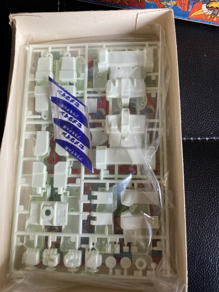  Space Runaway Ideon 1/810scale пластиковая модель коробка трещина загрязнения есть содержание нераспечатанный Япония Sunrise ..