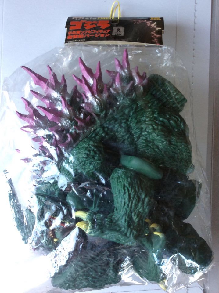 ★バンプレスト　＜ゴジラ　ひな型ソフビフィギュア新世紀バージョン 酒井ゆうじ監修　ソフビ＞　※2001年当時物・新品未開封