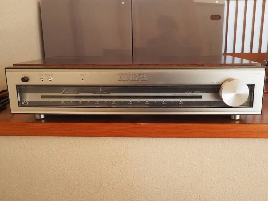 【整備美品】 LUXMAN T-110 Ultimate High Fidelity Stereo Component FM tuner FMチューナーの画像1