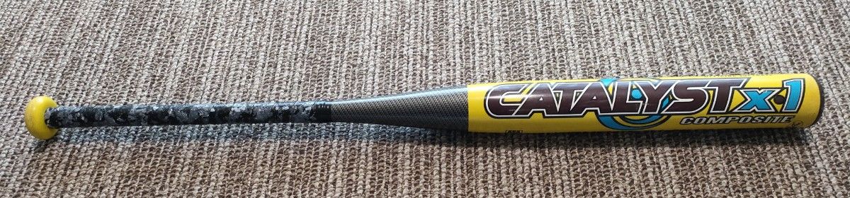 希少 2008年モデル カタリスト ソフトボールバット 3号 84cm680g 希少 2008年モデル カタリスト ソフトボールバット 3号 84cm680g