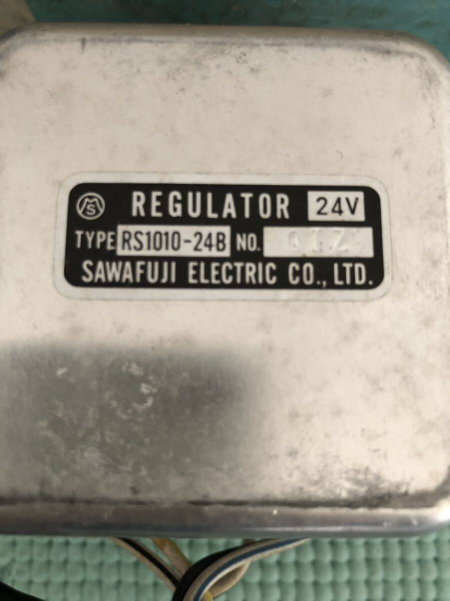 3.14 当時物　REGULATOR RS1010-24B SAWAFUJI ELECTRIC 未確認ジャンク　保管品　純正品　旧車　外道レーサー_画像2