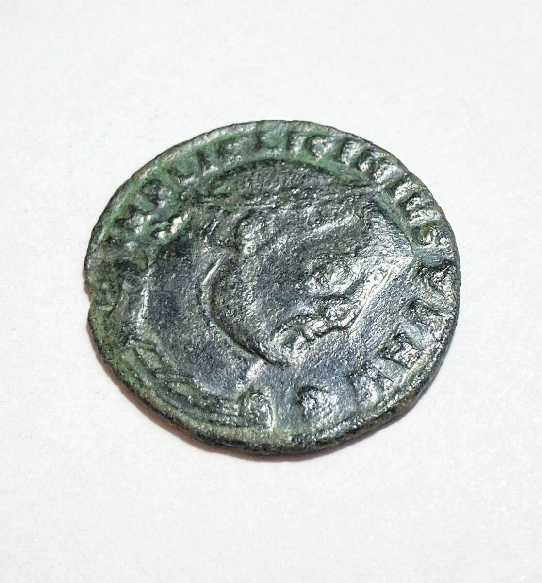 １円スタート! ・古代ローマコイン 帝政期 リキニウス (308-324 AD) フォリス リキニウス/ユーピテル・アンティーク コインの画像2