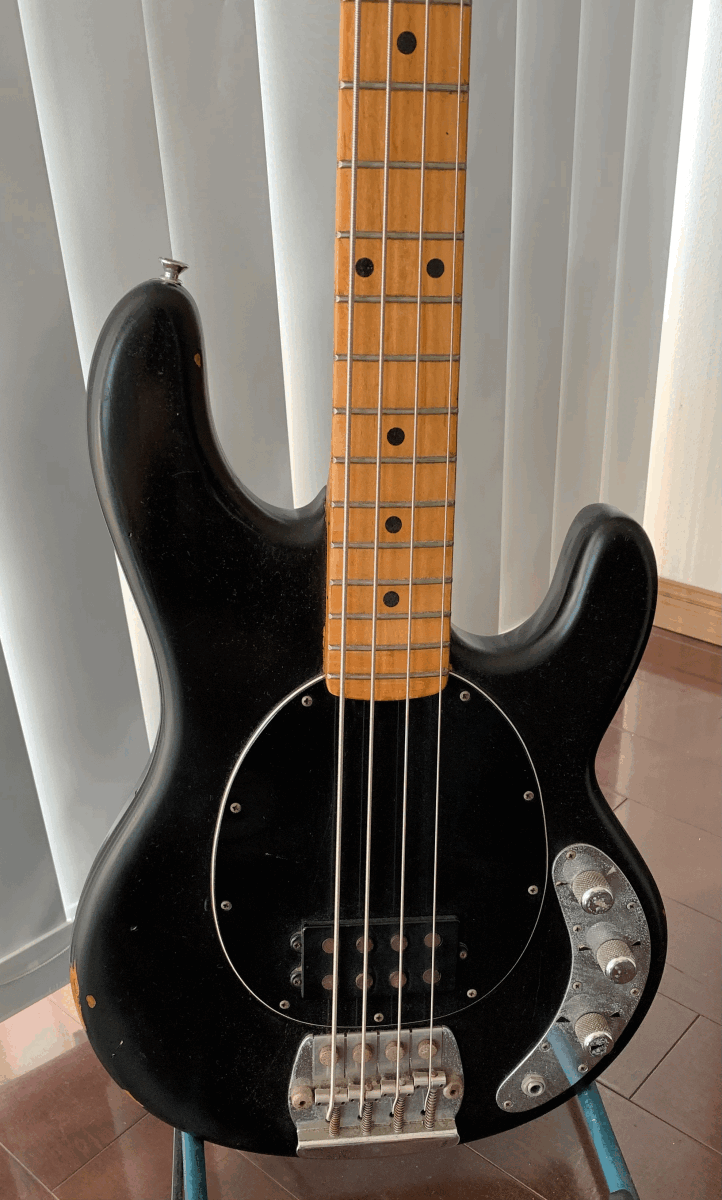 MUSICMAN STINGRAY ベースUSA 裏通し 送料込