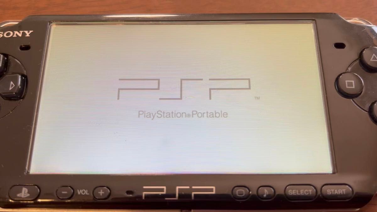 プレイステーションポータブル　PSP-3000 充電器、ケース、モンハン2G、モンハン3rd、メモリースティック4GB付