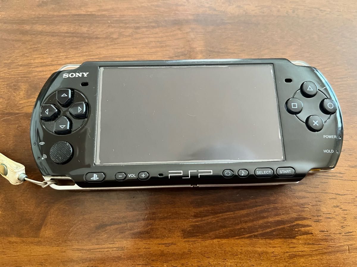 プレイステーションポータブル　PSP-3000  充電器、ケース、モンハン2G、モンハン3rd、メモリースティック4GB付