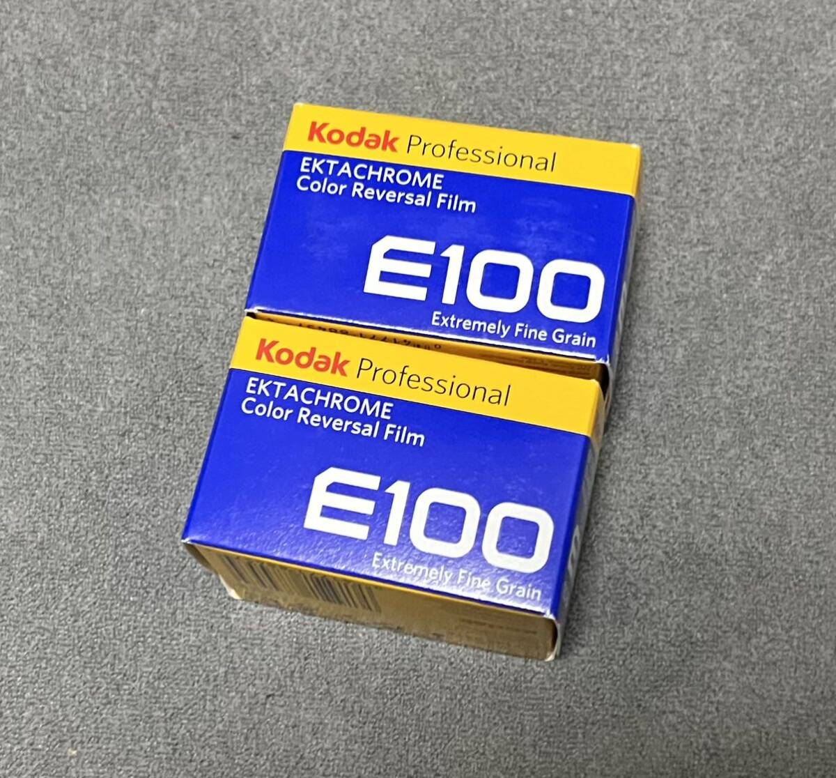 Kodak EKTACHROME E100 リバーサルフィルム 期限切れフィルム 未開封 2本の画像1