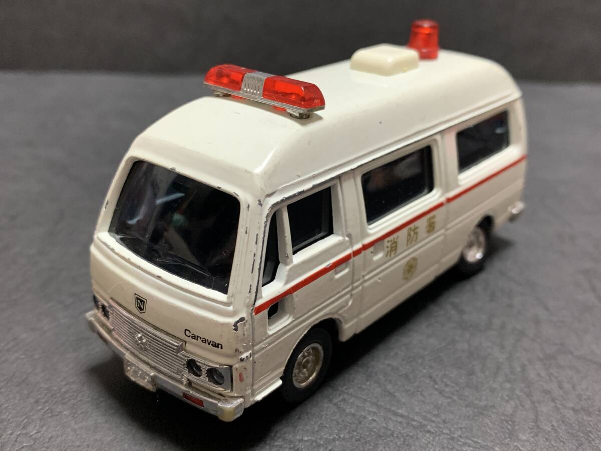 当時物 古い ミニカー トミカ ダンディ No.DE-012 日産 キャラバン 救急車 1/43 ニッサン トミー tomica_画像1