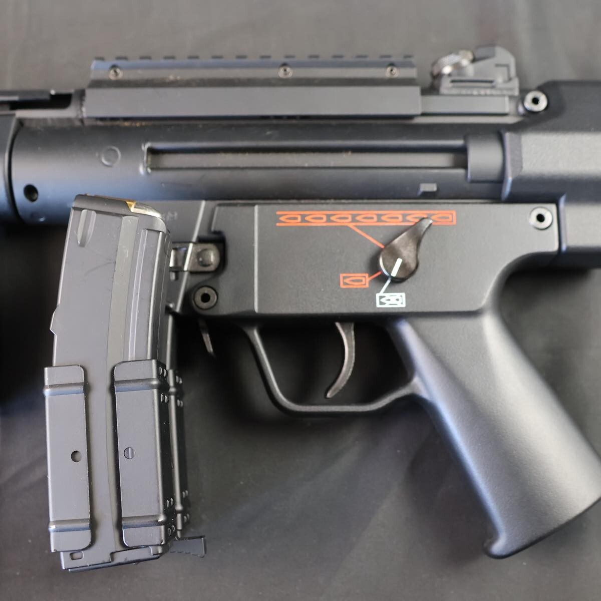 東京マルイ H&K MP5K HC ハイサイクルカスタム 電動ガン #10962_画像4