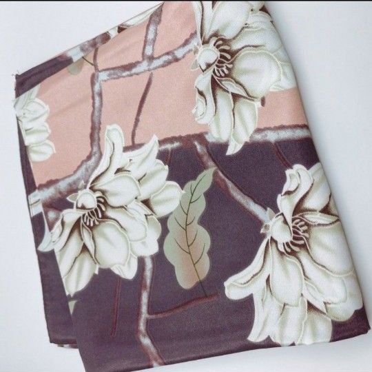 スカーフ シルクタッチ 大判スカーフ サテン ヘッドスカーフ ネックスカーフ バックスカーフ 90×90 ピンク 花柄 和柄 春