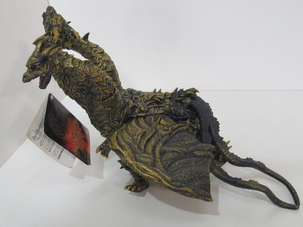 ムービーモンスターシリーズ カイザーギドラ ソフビ 人形 フィギュア バンダイ BANDAI 2004 ゴジラ 怪獣 タグ付き未使用_画像3