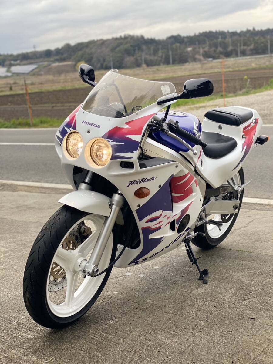 ホンダ★CBR250R-２★11646㎞★ＭＣ１９★1988年式★千葉県より★直接引き取り可能★（ユーチューブ動画有り）_画像2