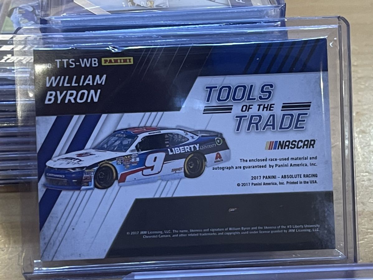 2017 Panini Absolute Racing WILLIAM BYRON 直筆サイン Relic カード NASCAR オンカード Autoの画像2