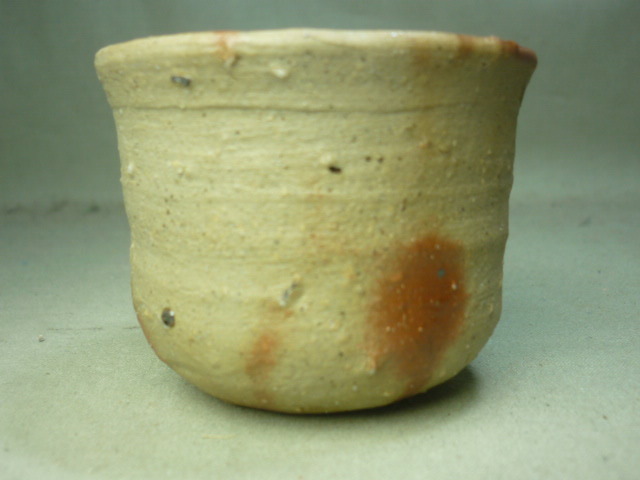 [ Bizen .* stock adjustment ]. west Gou un- . kiln .. sake sake cup large sake cup sake .: persimmon. . well sake cup sake . sake bottle Ehime prefecture now . old Bizen cheap times cheap person 