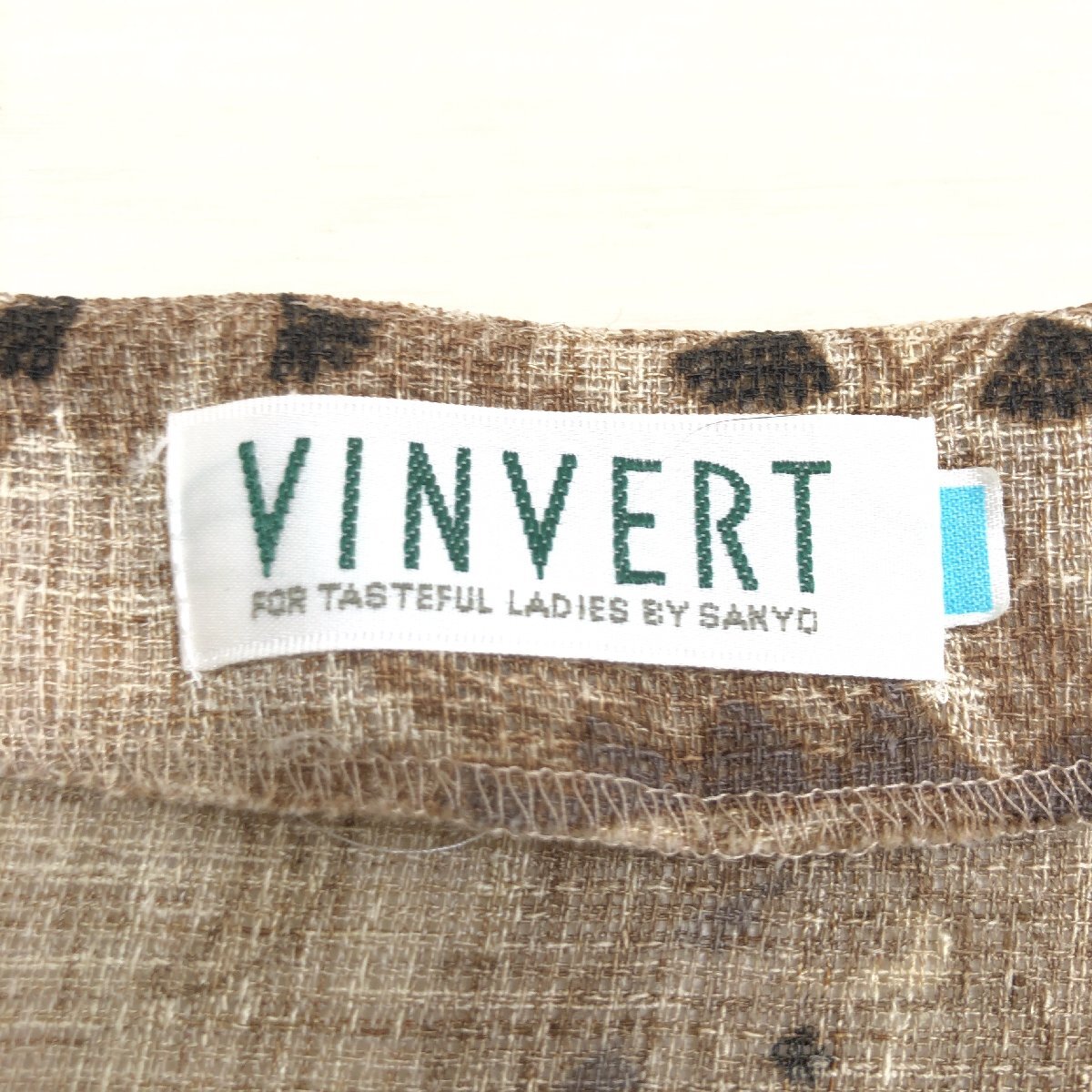 VINVERT バンベール 総柄 ノーカラー シャツ ジャケット 13AR(XL相当) ブラウン系 長袖 ブラウス LL 2L ゆったり 大きい 国内正規品 レディの画像3