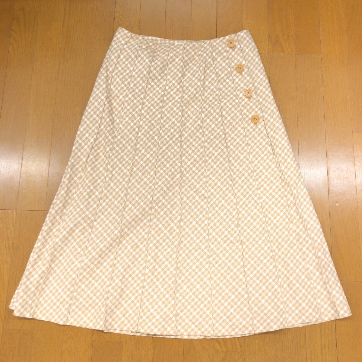 自由区 ジユウク ギンガムチェック プリーツ ラップスカート 46(3XL) w80 ベージュ系 日本製 巻きスカート マキシ丈 4L ゆったり 大きい_画像1