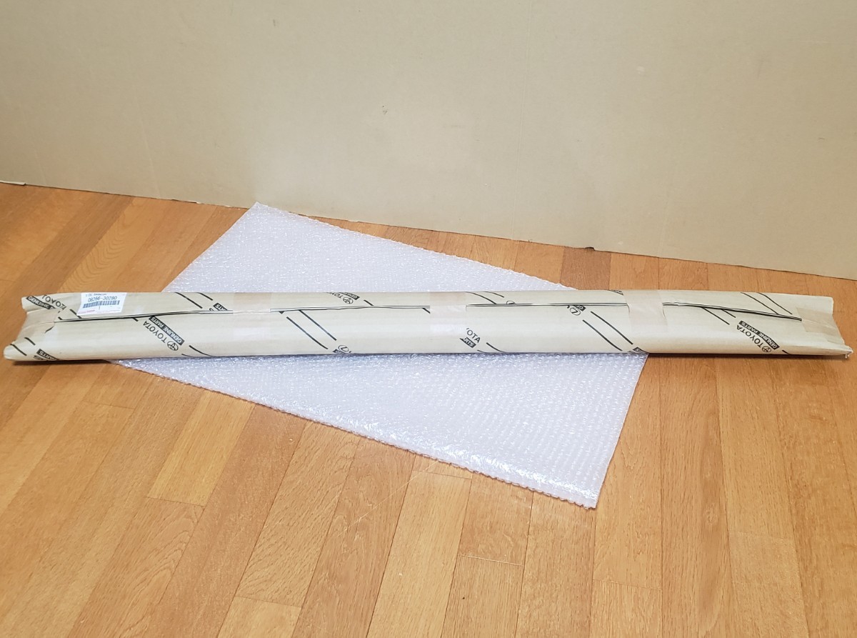 トヨタ│純正 オプション│サイド ガーニッシュ│210系 クラウン トヨタ│純正 オプション│サイド ガーニッシュ│210系 クラウン