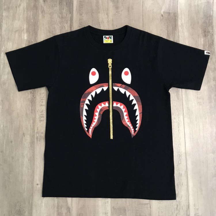 red camo gold zip shark tee Mサイズ a bathing ape bape エイプ ベイプ アベイシングエイプ シャーク Tシャツ ゴールド 赤カモ 迷彩_画像1