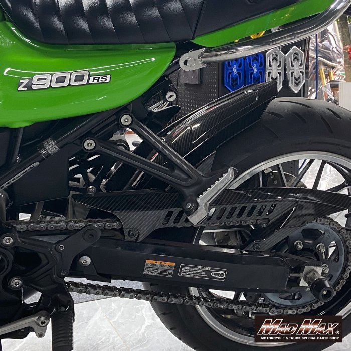 バイク用品 KAWASAKI カワサキ Z900RS ロング リアインナーフェンダー カーボン調/チェーンガード リアフェンダー 泥よけ【送料800円】_画像5