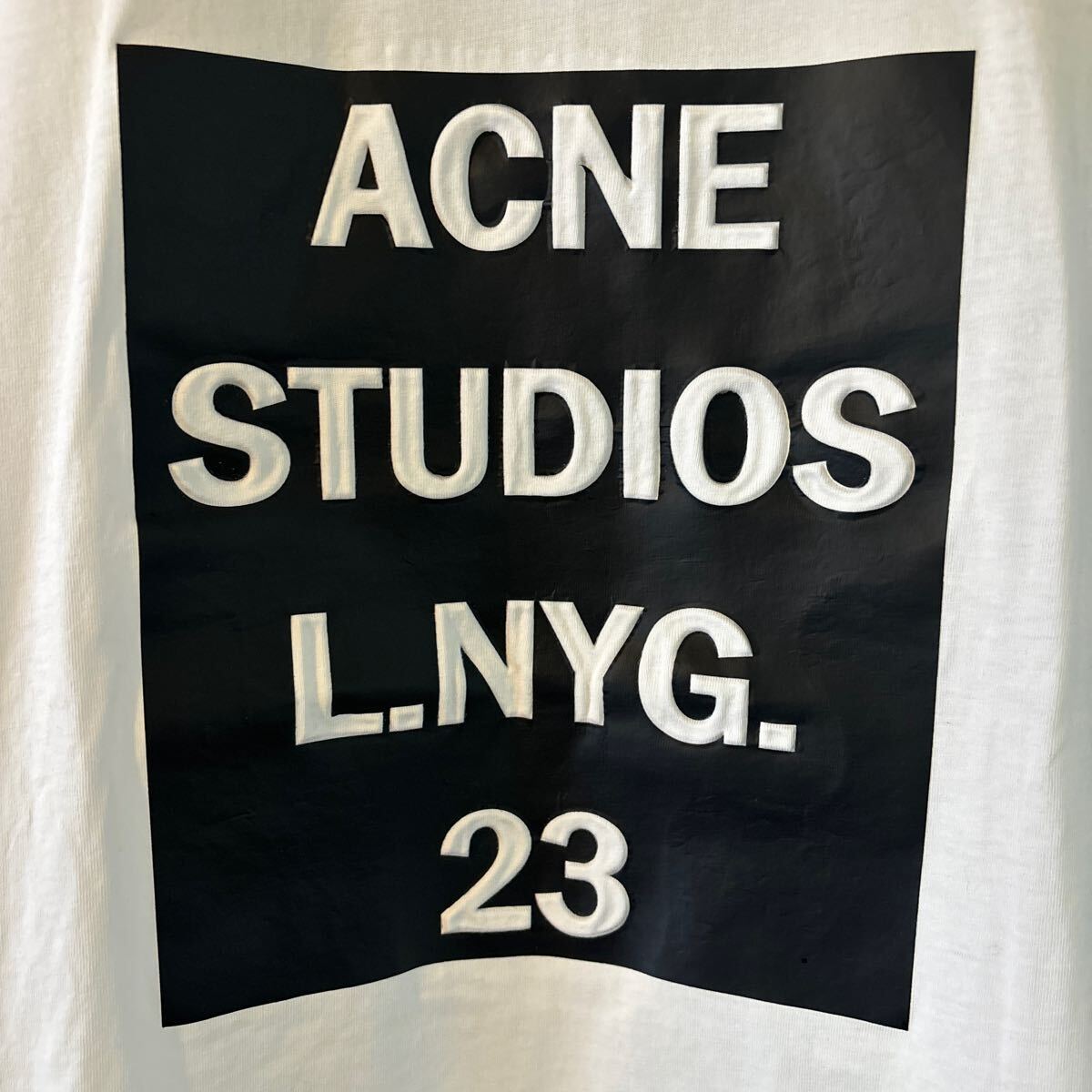 美品 ACNE STUDIOS L.NYG. 23 Tシャツ 白 クルーネック 半袖 Mの画像3