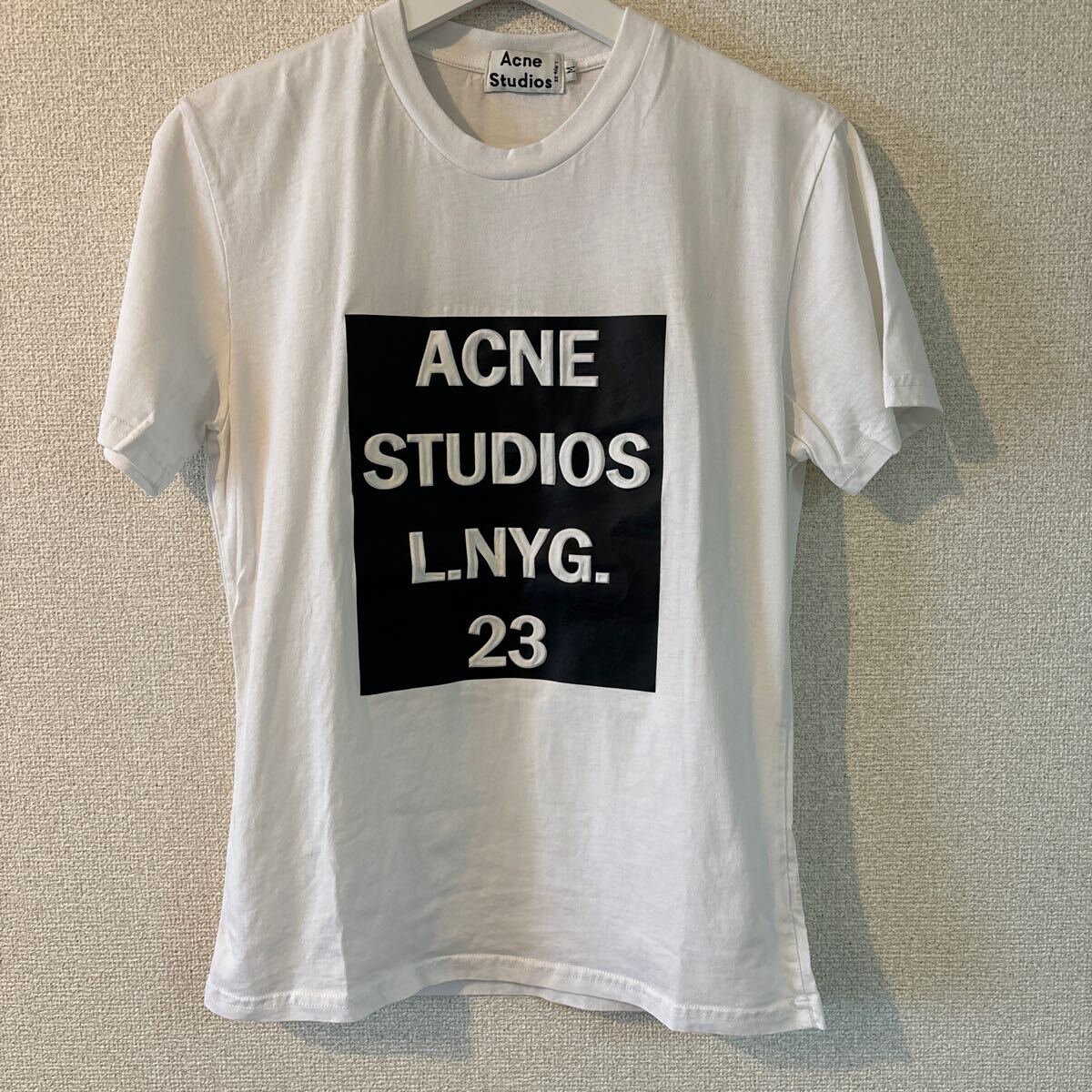 美品 ACNE STUDIOS L.NYG. 23 Tシャツ 白 クルーネック 半袖 Mの画像1