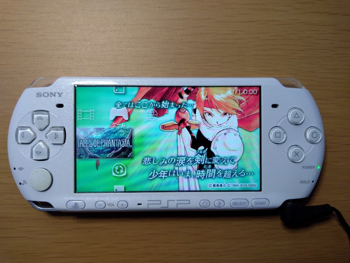 PSP 3000 ホワイト 充電器 メモリーカード4GB オマケソフト つき PSP 3000 ホワイト 充電器 メモリーカード4GB オマケソフト つき