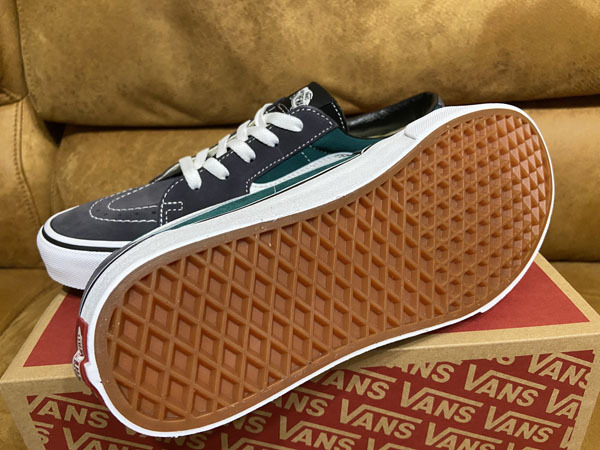 ■新品 VANS SK8-LOW CHARCOAL/GREEN 27.0センチ 完売品 USA企画_画像4