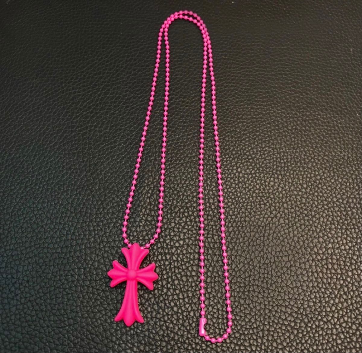 【大人気！】十字架 ラバー クロス ネックレス ユニセックス ピンク