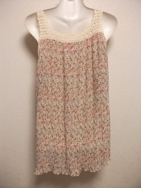 assk7-51*green label relaxing small floral print Cami tunic tops pull over ivory × red series 
