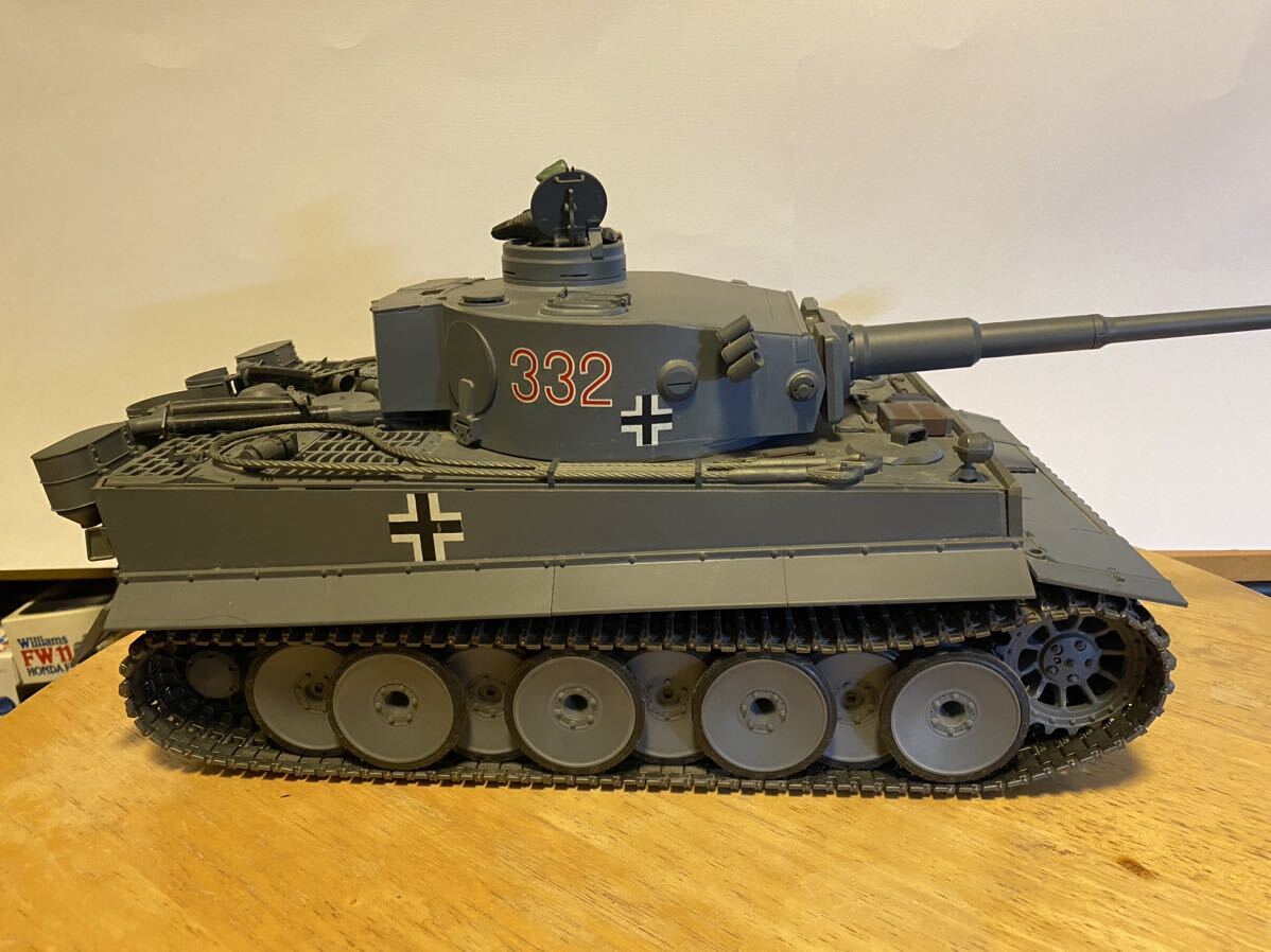  radio-controller tank Tamiya Tiger I ( the first period production type ) 1/16 full operation final product used 