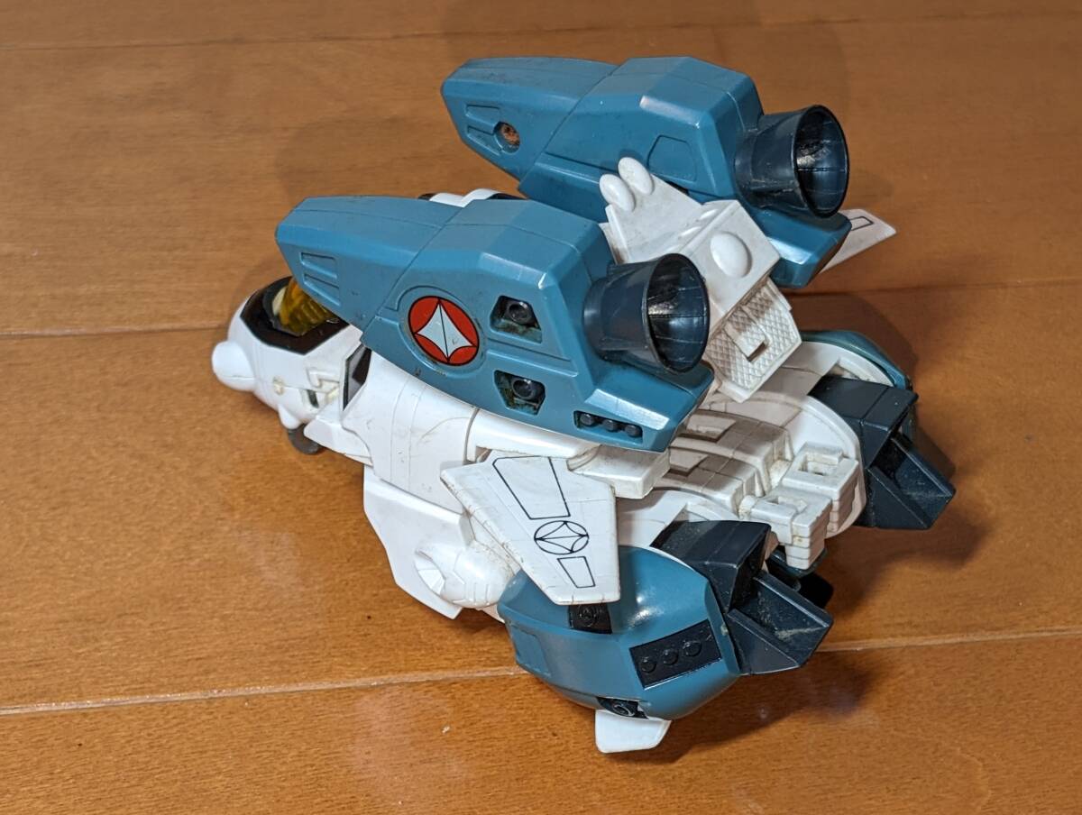 3段変形　バンダイ製　超時空要塞マクロス　ハイコミカルモデル　VF-1S　スーパーバルキリー　ジャンク扱い　たまご飛行機_画像2