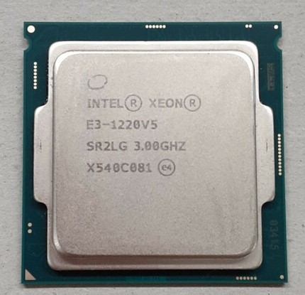 【中古パーツ】複数購入可 CPU Intel Xeon E3 1220v5 3.0GHz TB 3.50GHz SR2LG Socket FCLGA1151 4コア4スレッド 動作品 サーバー用_画像1