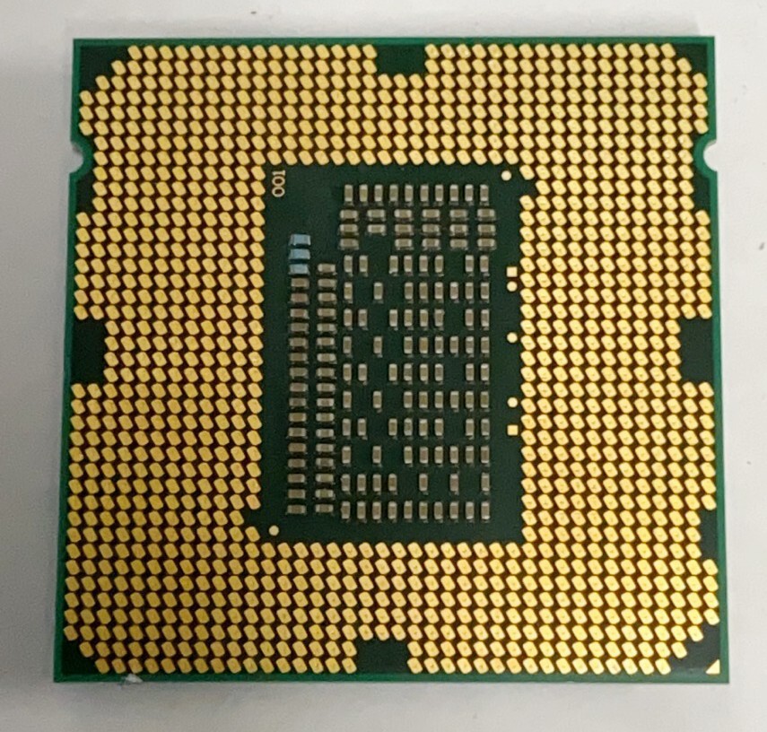 【中古パーツ】複数購入可 CPU Intel Xeon E3-1240 3.3GHz TB 3.7GHz SR00K Socket LGA1155 4コア8スレッド 動作品 サーバー用 の画像1